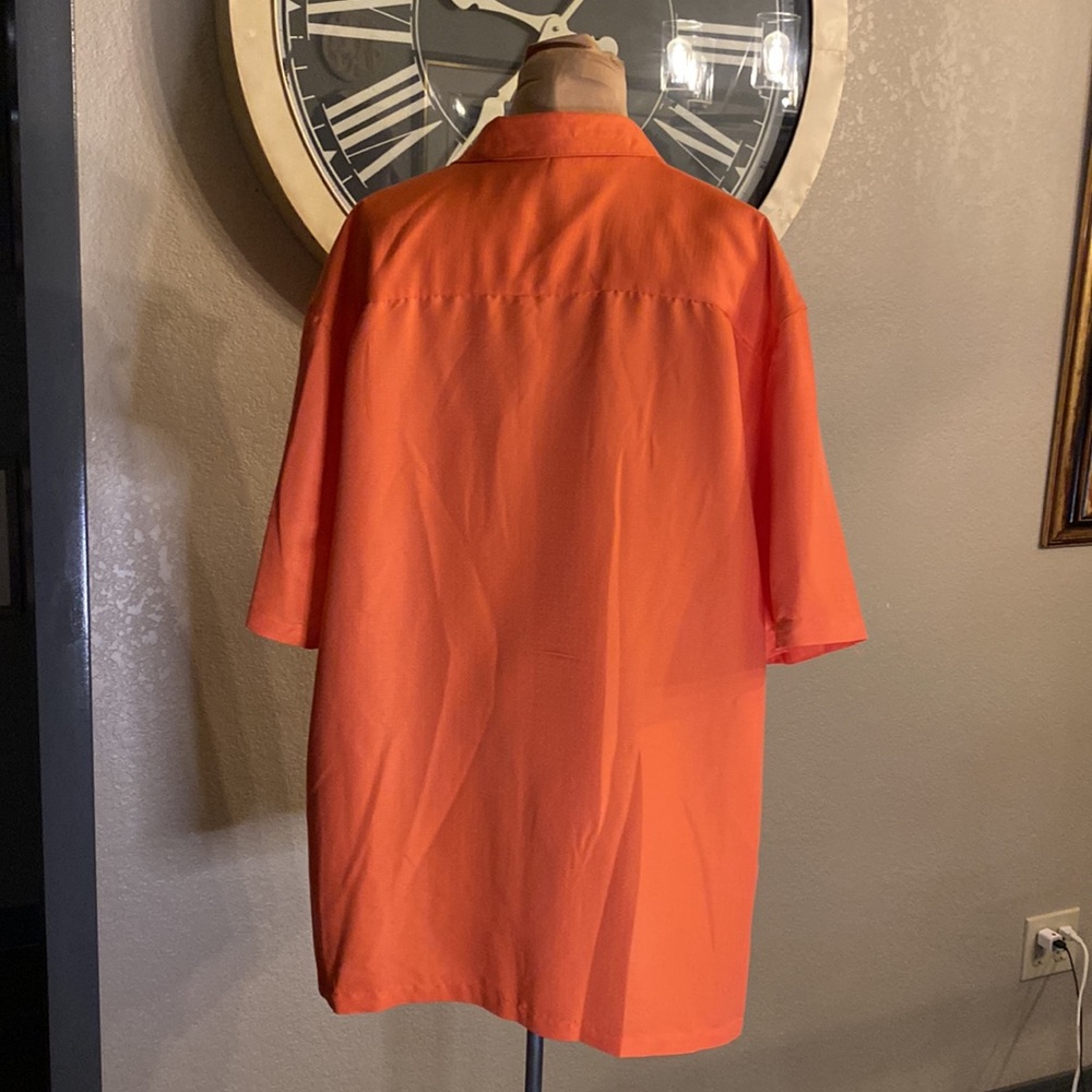 NWOT Island republic, men’s button-down shirt. - Picture 3 of 5